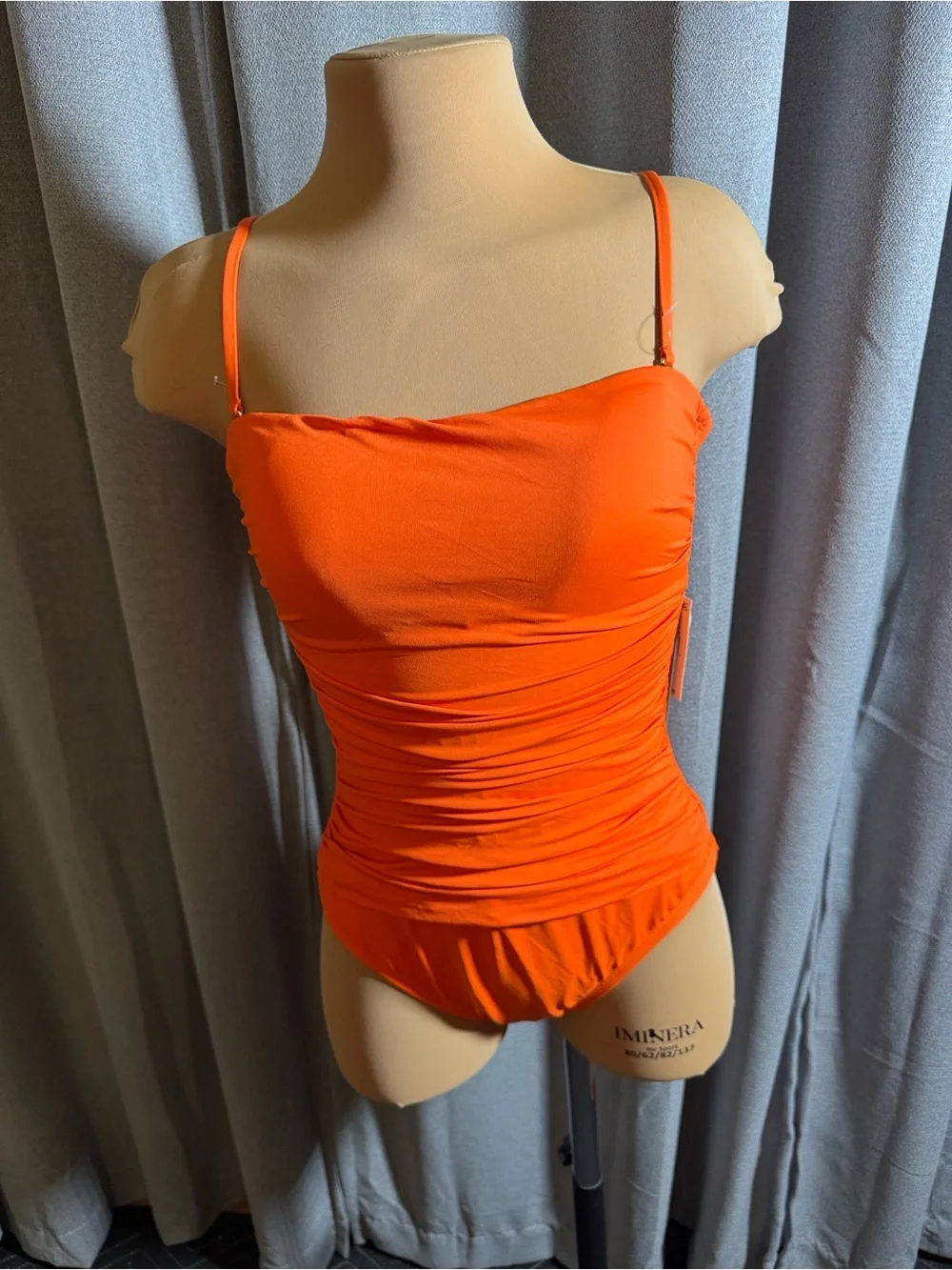 La Blanca bright orange